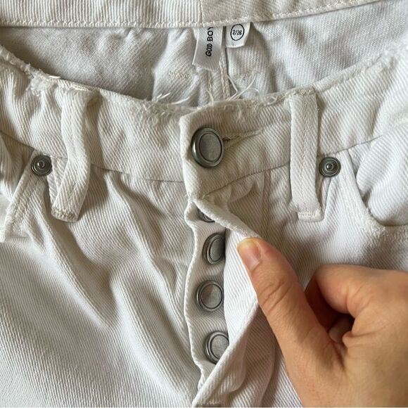 Good American Good Boy White Distressed Straight Jeans Size 2/26 - Picture 9 of 12
